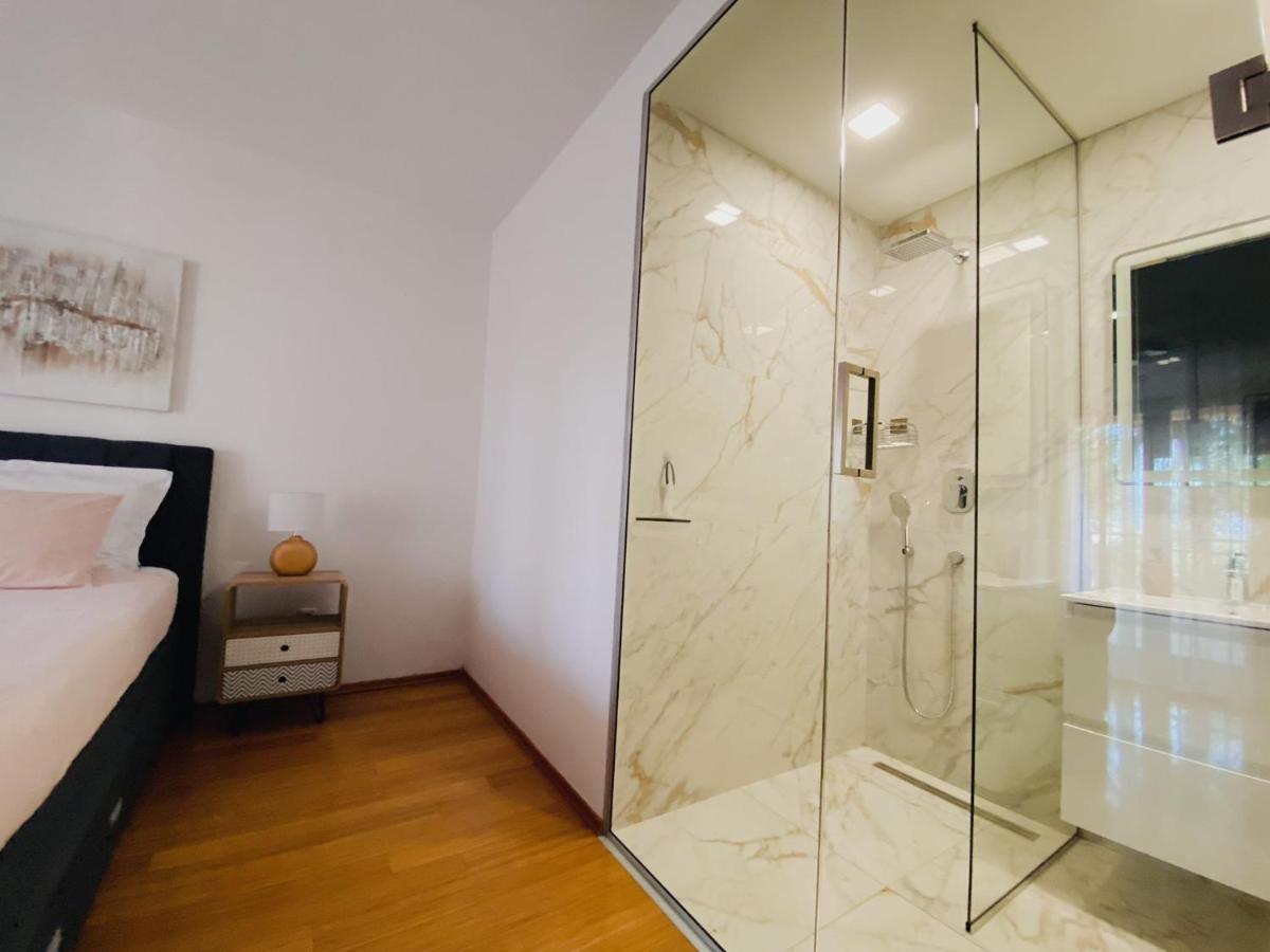Family Friendly Apartments With A Swimming Pool Povljana, Pag - 244 Εξωτερικό φωτογραφία