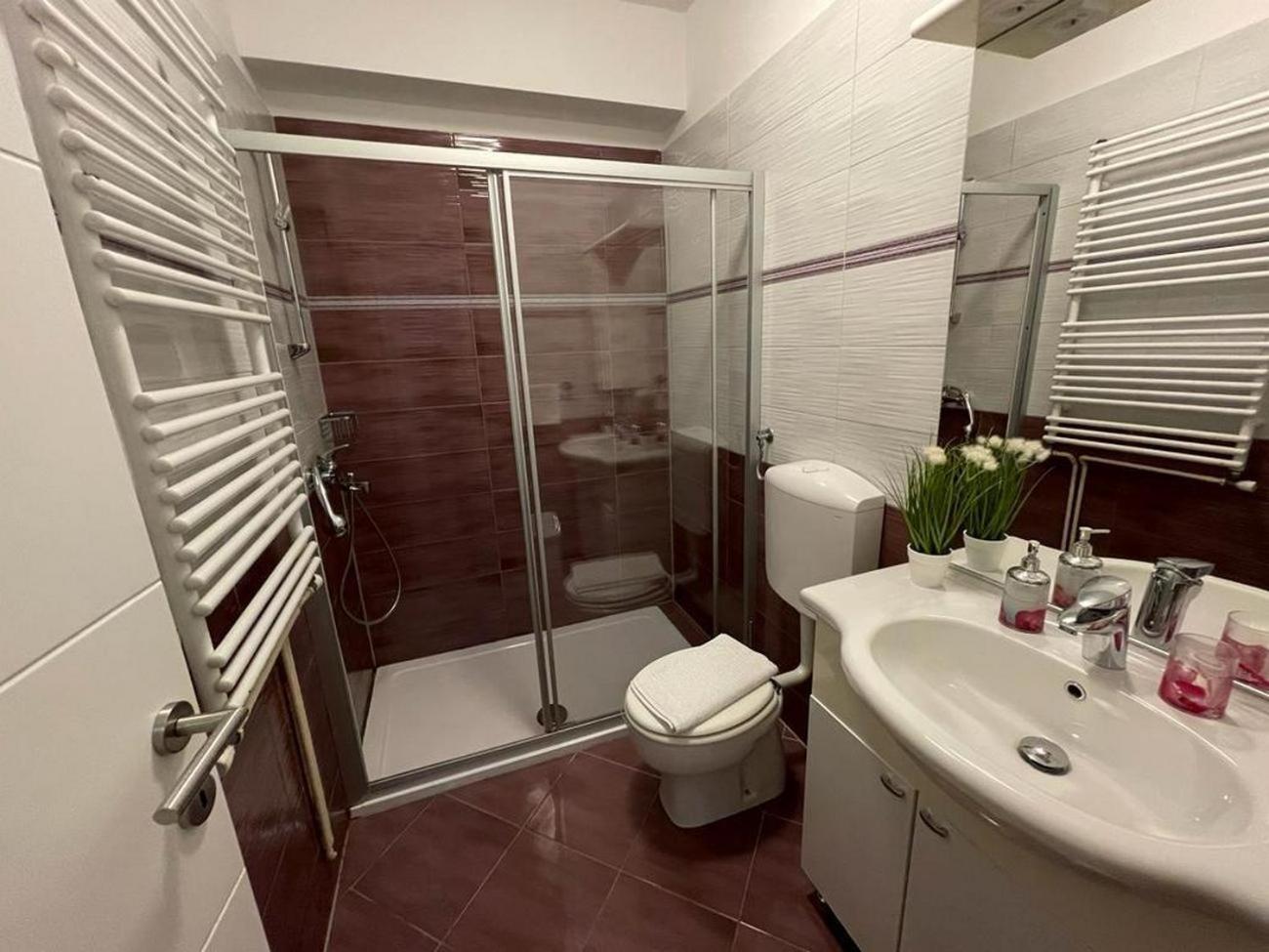 Family Friendly Apartments With A Swimming Pool Povljana, Pag - 244 Εξωτερικό φωτογραφία